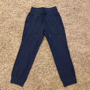 Lululemon Ready to Rulu Joggers - cropped - size 2